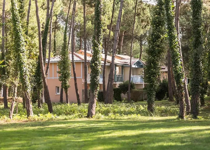 Le Domaine du Golf de Pinsolle - maeva Home - Appartement vue golf 3 pièces 6 personnes - Sélection - super Home MAE-0853 *